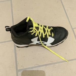 Under Armour Football cleats